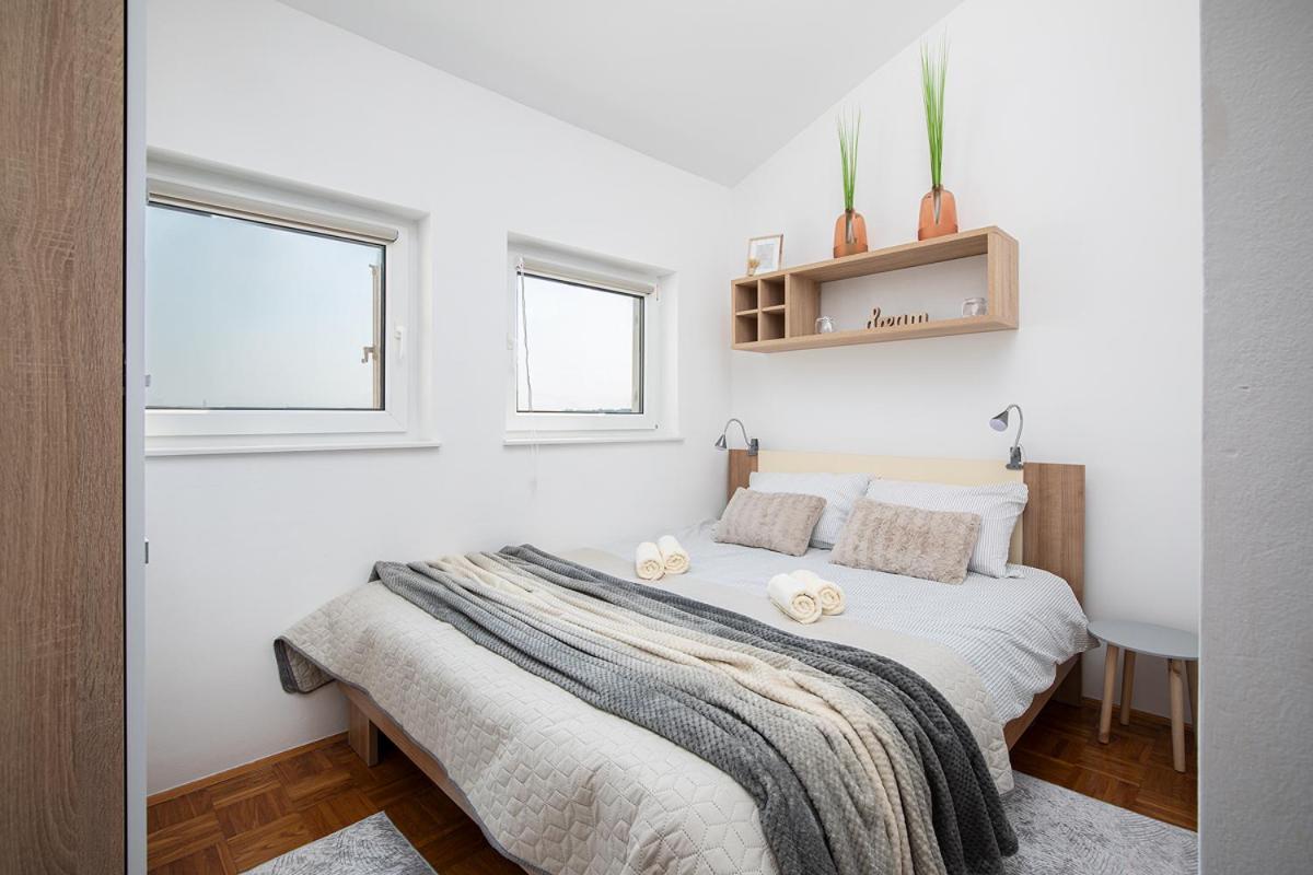 Apartment Aston بولا المظهر الخارجي الصورة